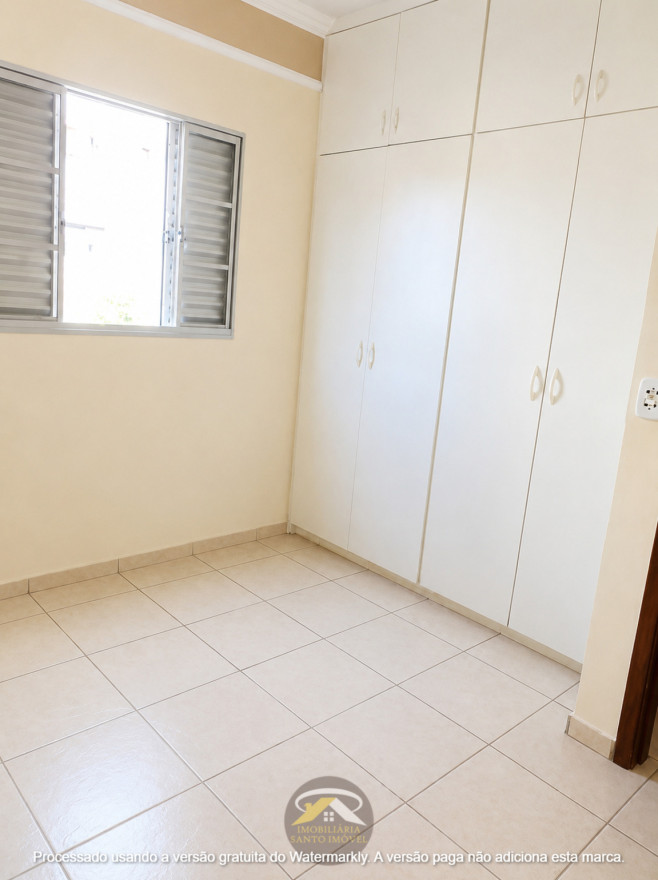 VENDE-SE APARTAMENTO NO BAIRRO MERCES (COND. GRAZIELLA)
